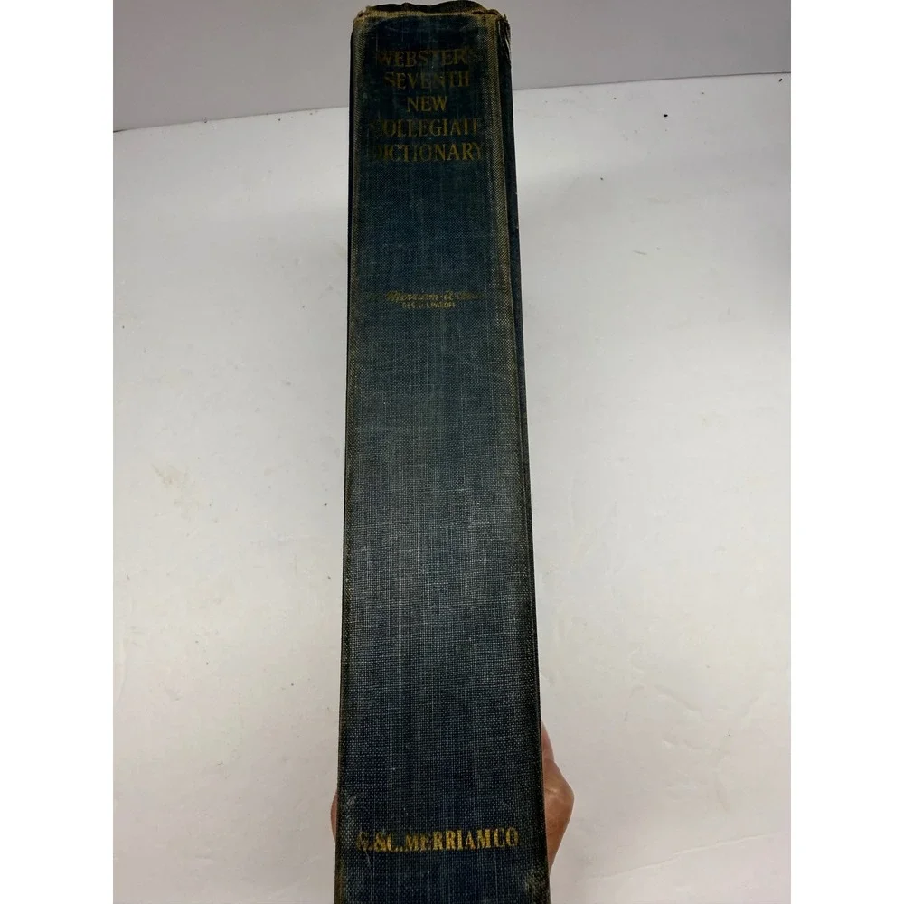 Vintage Websters Seventh New Collegiate Dictionary Hardcover 1970 Merriam Co